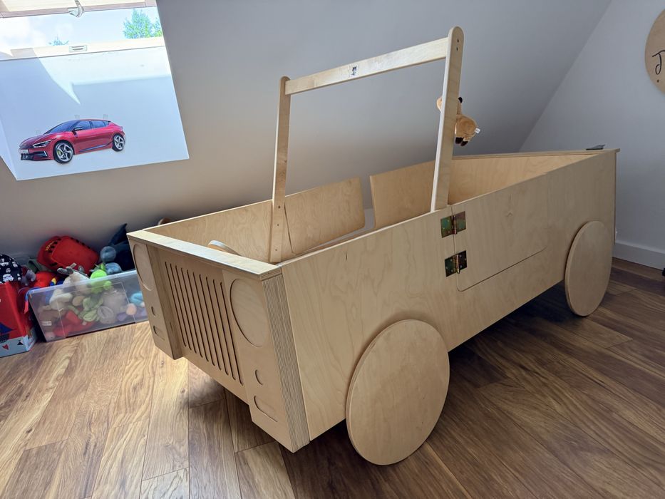 Łóżeczko  dzieciece dla chłopca Jeep samochodzik terenowka