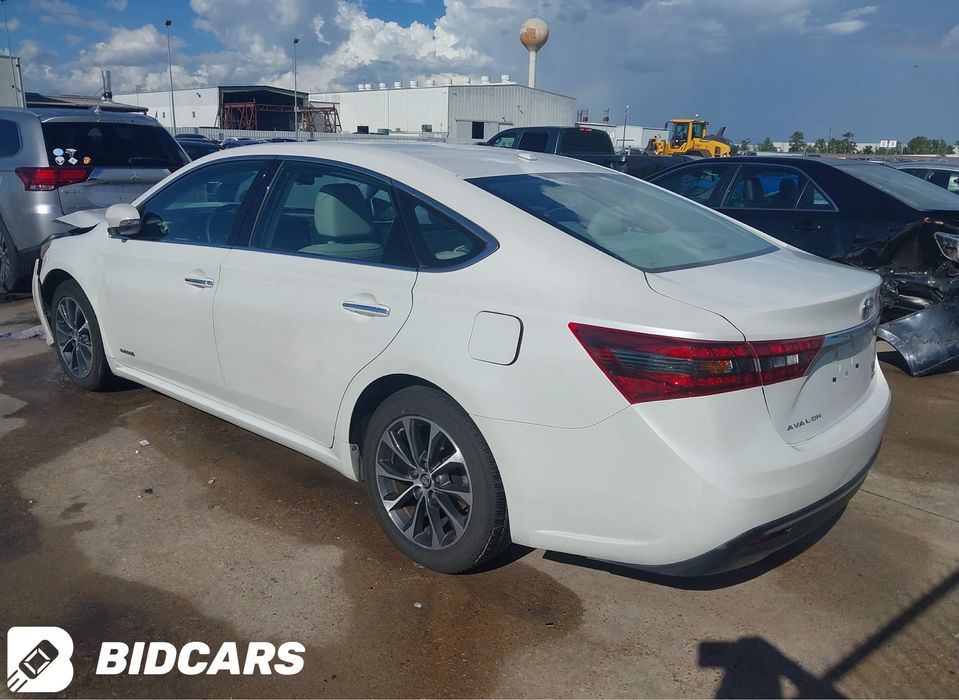 Toyota Avalon 2.5 гібрид