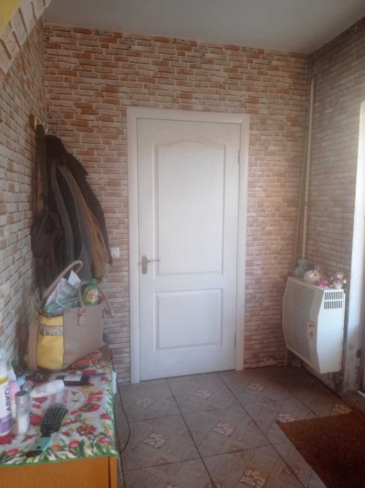 Дом в Матвеевке на 2 входа, можно на 2 семьи. Район Церкви, центр