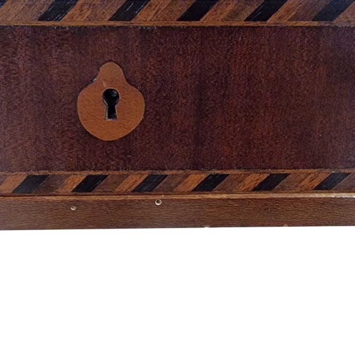 Mesa de Jogo Multifunções com Tabuleiro de Xadrez Embutido