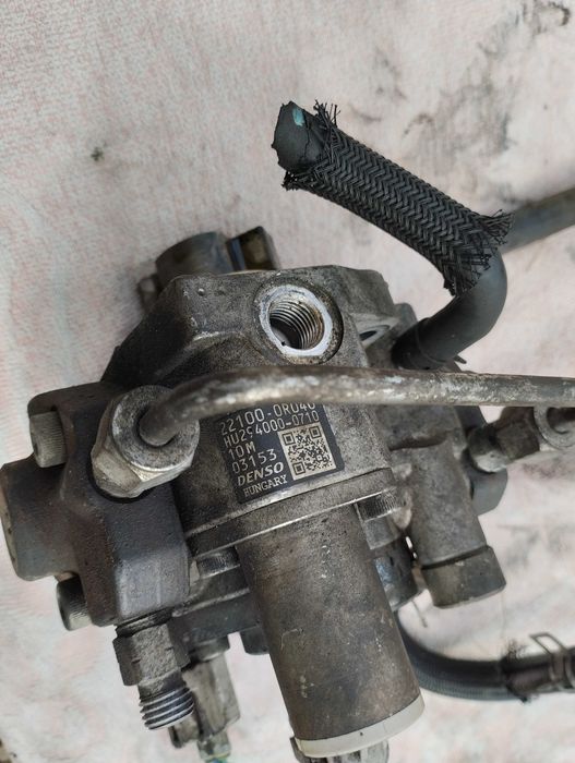 toyota avensis T25 T27 pompa wtryskowa 2,0 2,2D 26100-0R040