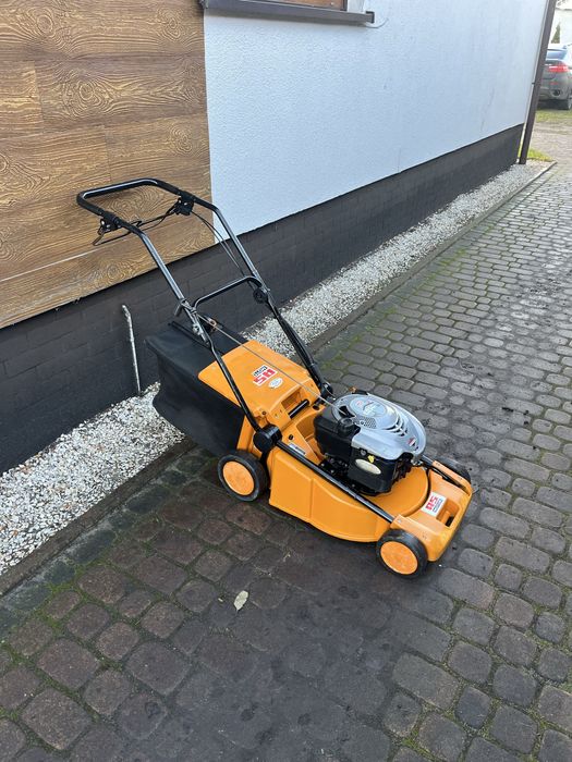 Kosiarka spalinowa AS Motor z napędem  B&S