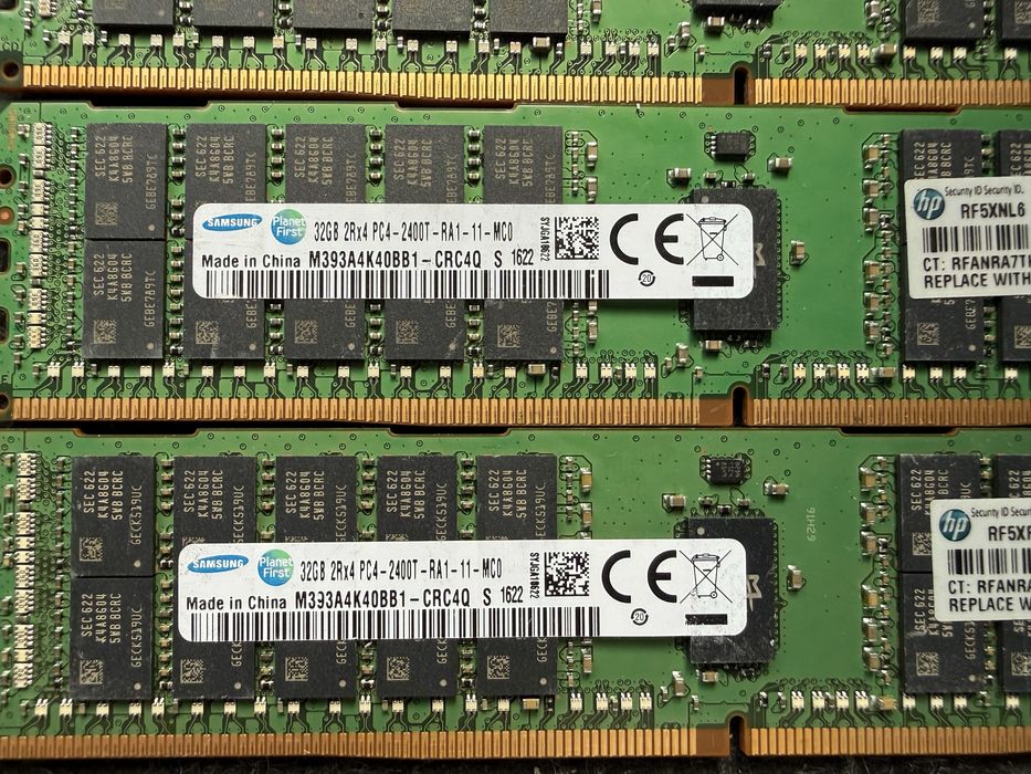 Memórias RAM DDR4 ECC de Servidor 2x32GB + 4x16gb