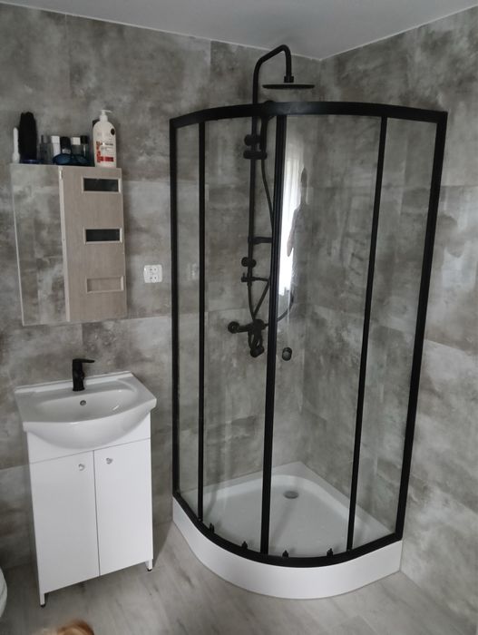 Uslugi remontowo budowlane