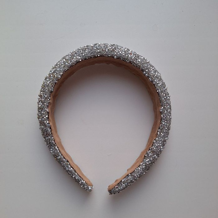 Обруч для волосся з камінчиками
