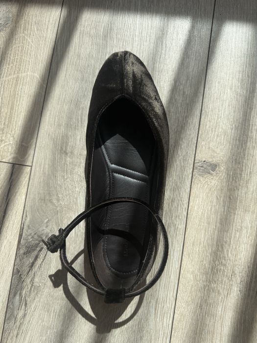 Балетки від massimo dutti