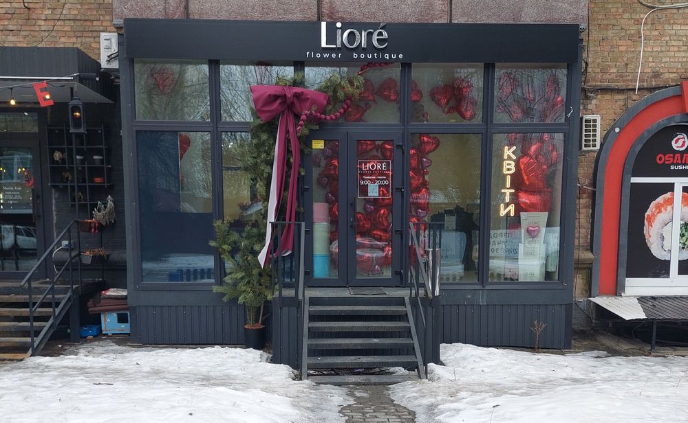 Продам коммерческое помещение 40 м² ул.Зверинецкая 63. ЖК Едельвейс.