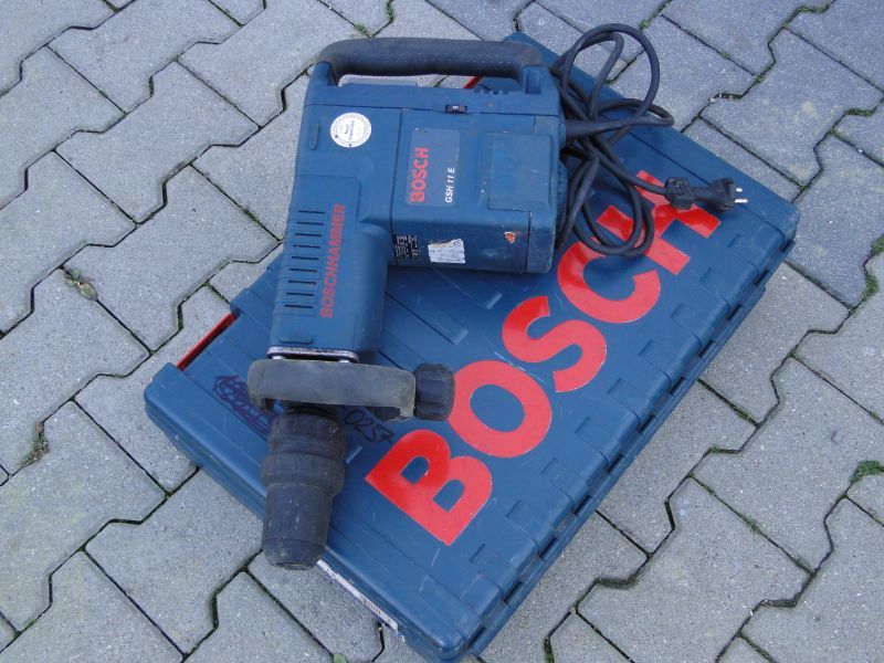 Młot udarowy Kujący BOSCH GSH 11 E PROFESSIONAL stan bdb Germany