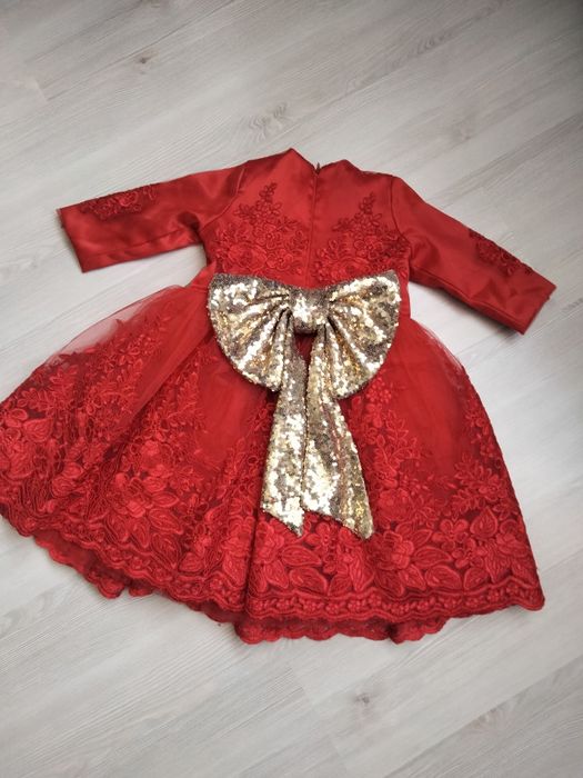 Плаття для дівчинки