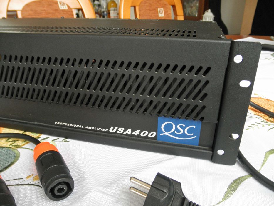 Końcowka mocy QSC USA 400. Stan IDEALNY.