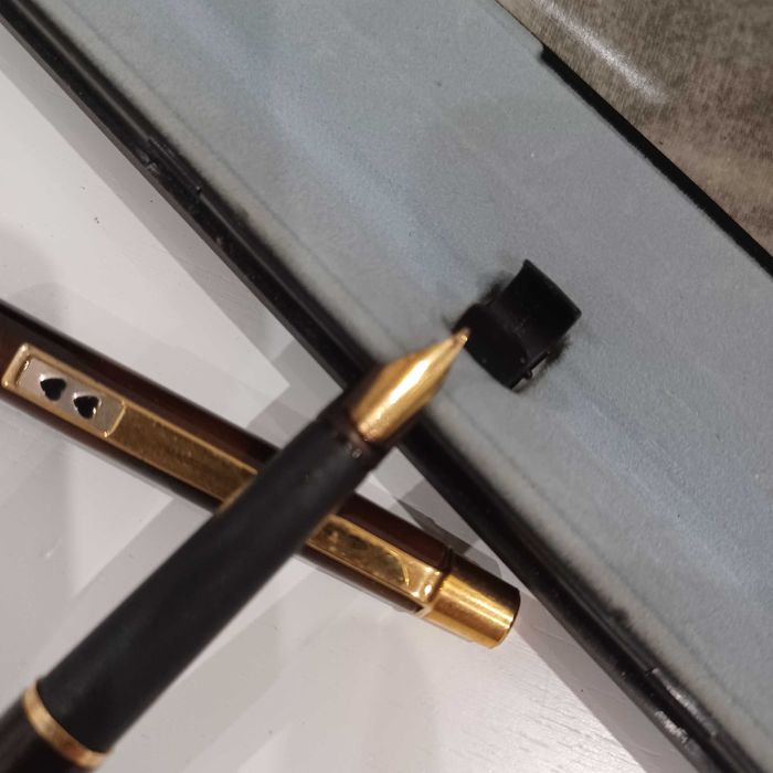 Caneta tinta permanente paper mate