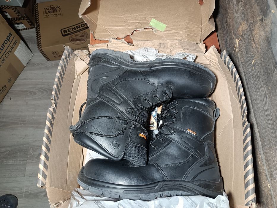 Buty Bennon comodore r.44