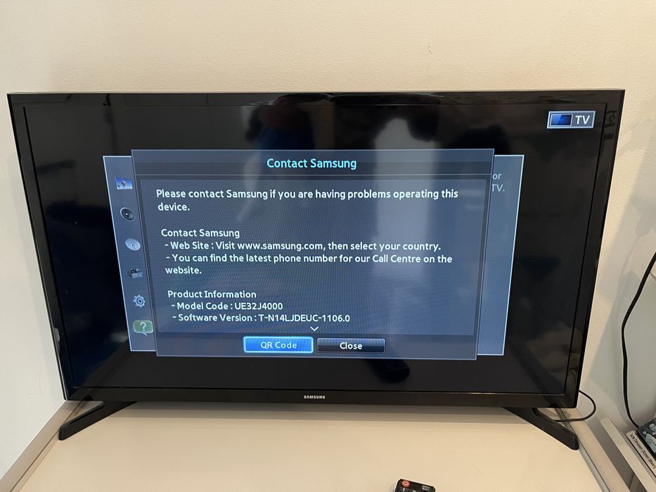 Tv Samsung 32” UE32J4000