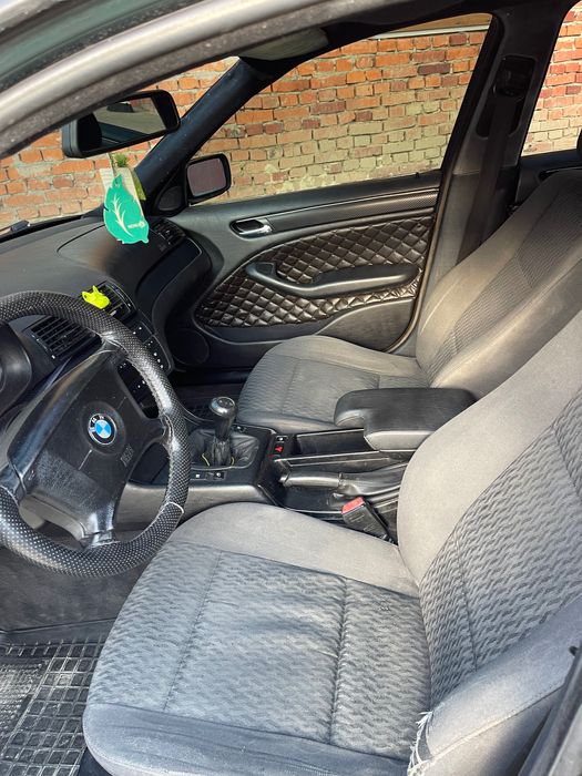 Автомобіль BMW e46