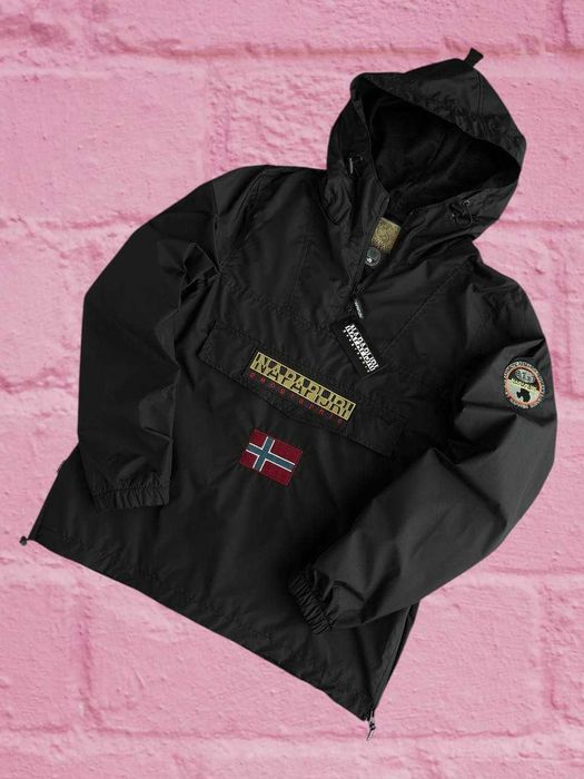 Шикарна чоловіча вітровка NAPAPIJRI