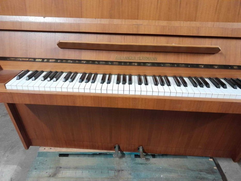 Pianino Alexander Herrmann
