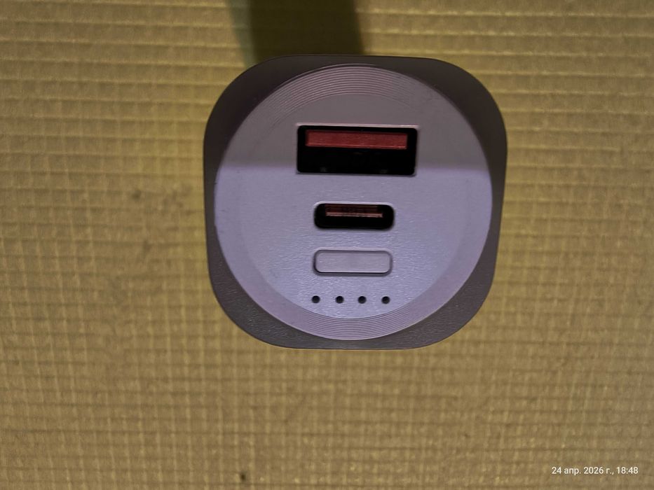 Портативний міні повербанк (powerbank) з підтримкою швидкої зарядки