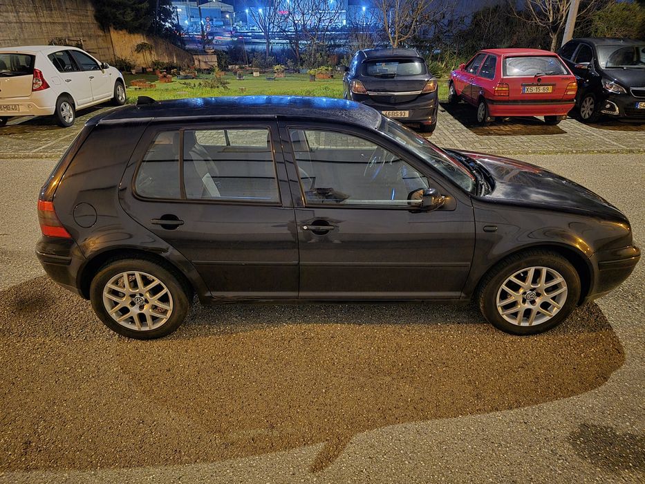 Vendo Volkswagen Golf 2003 1.4 Gasolina
