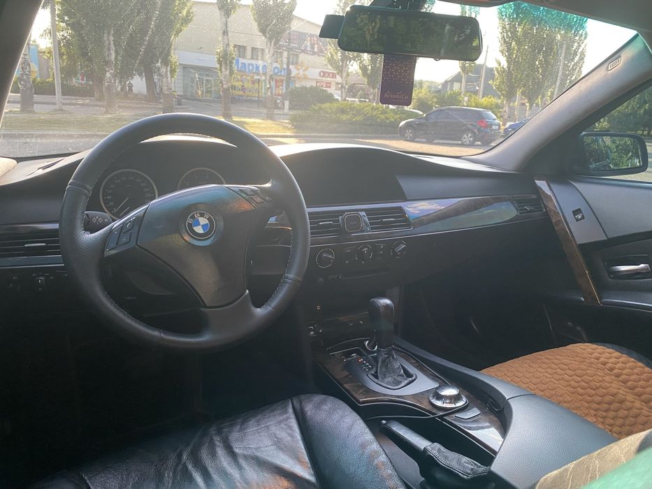 Продам Bmw 523i e60
