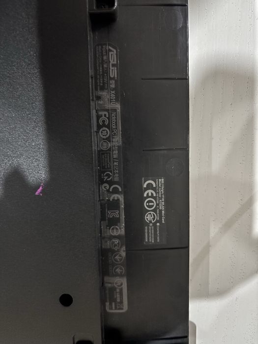 Portatil Asus X401U 14” 4GB RAM Win10