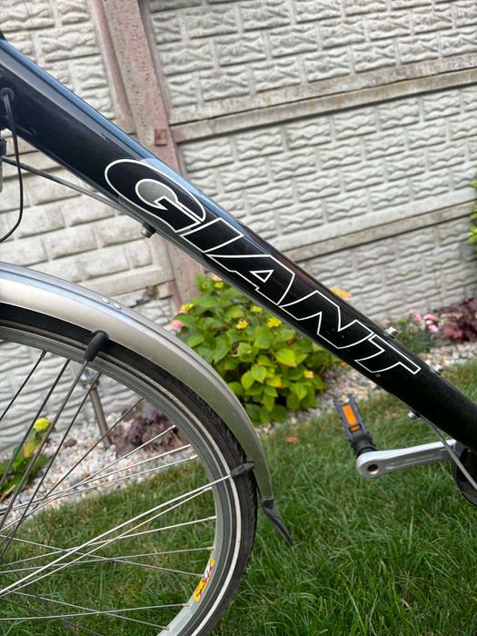 Rower GIANT 28 cali