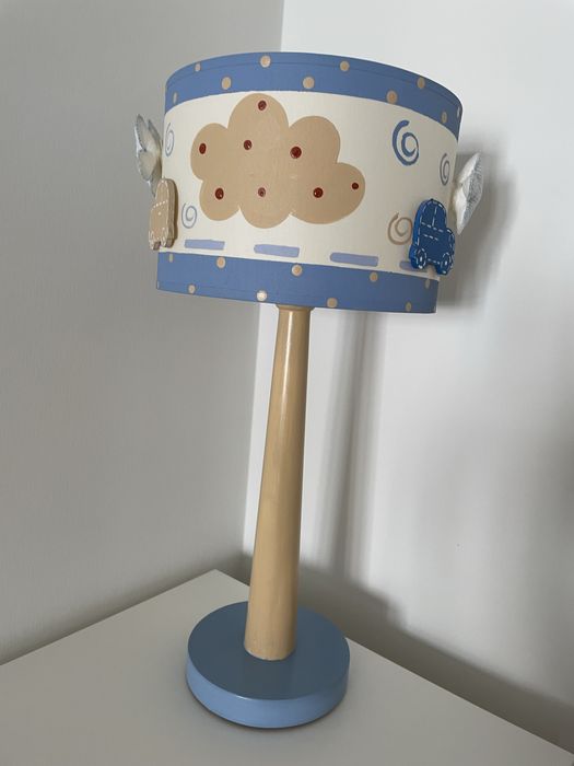 Candeeiro de mesa para quarto de criança
