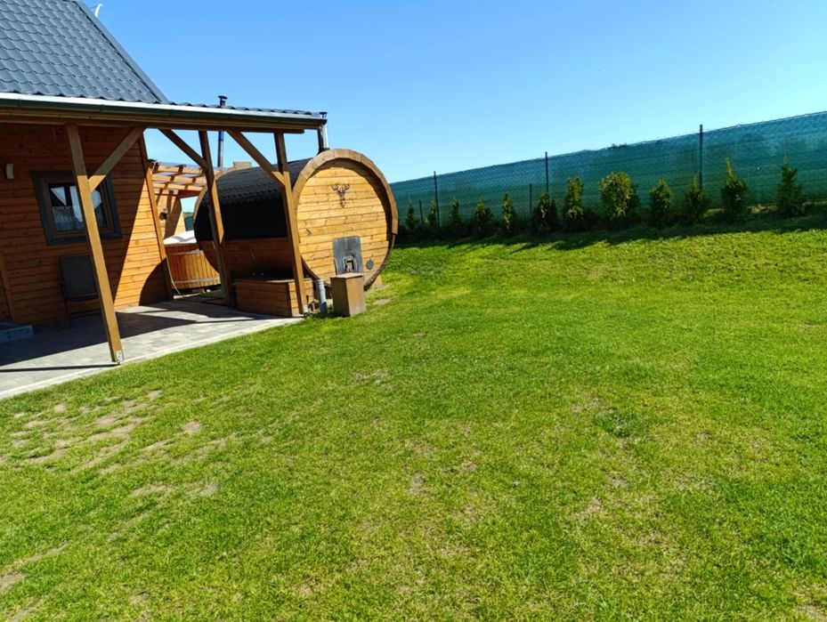 Domek z gorącą balią jacuzzi oraz sauną  Kaszuby staw,