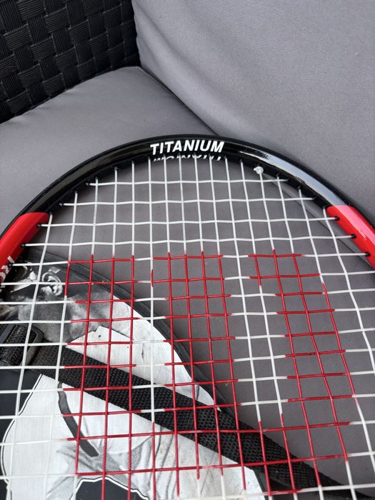 Raquete Wilson Roger Federer