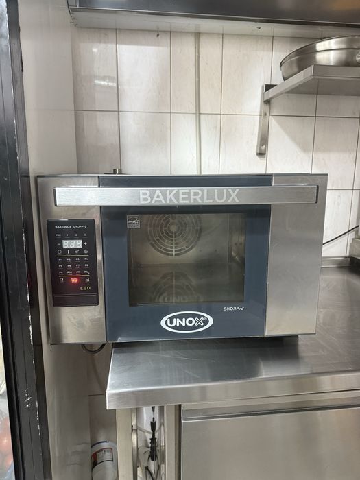 пароконвекційна піч, пароконвектомат Unox