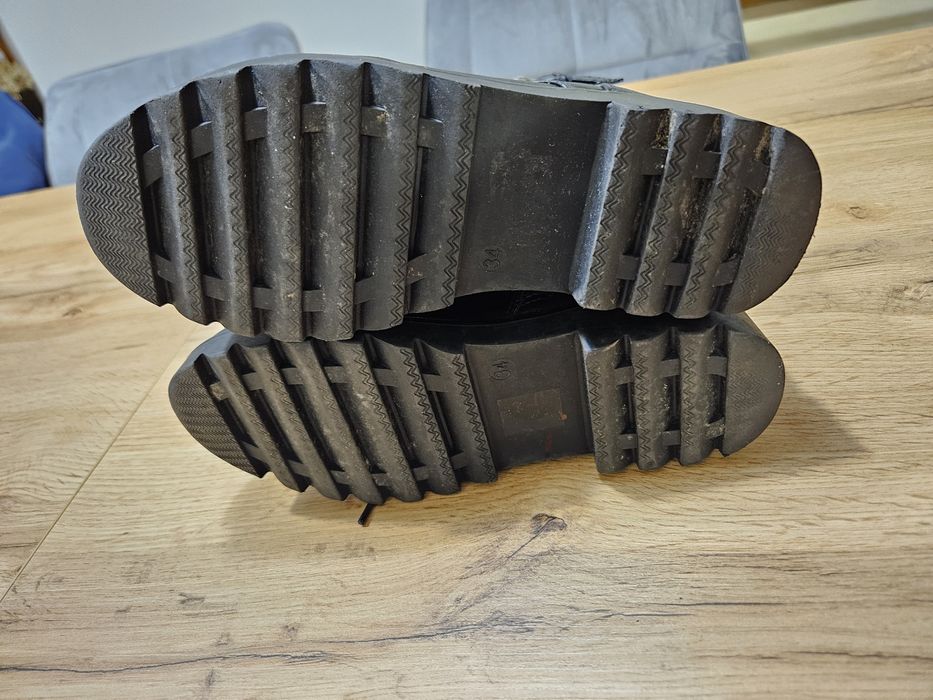 Buty trzewiki 34