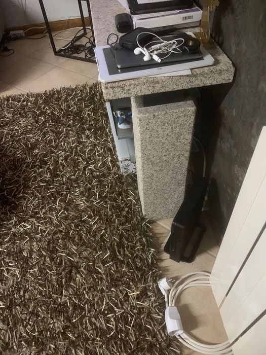 Móvel tv em pedra tosca