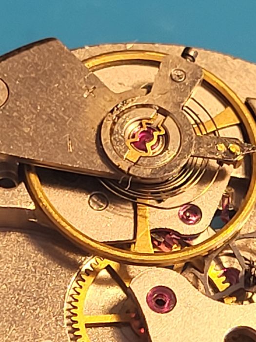 Naprawa zegarków, zegarów mechaniczny. Serwisy okresowe. Zegarmistrz.