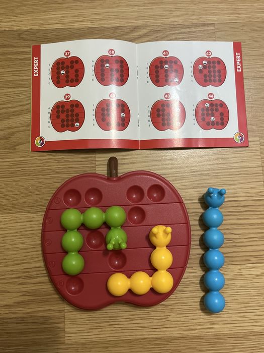 Гра на логіку Apple twist