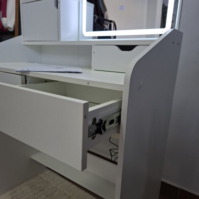 Toaletka kosmetyczna biurko nowe