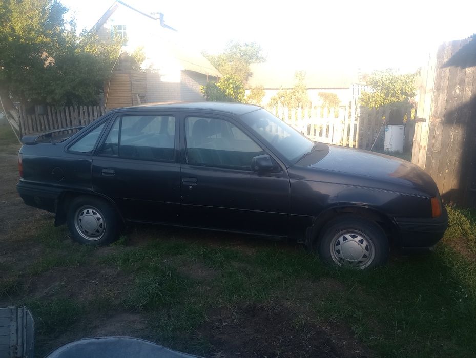 Не на ходу Opel Kadett 1.6