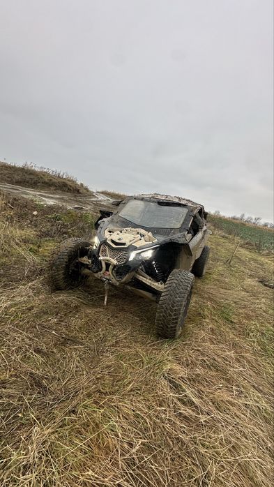 Wynajem Macerick x3 XRC