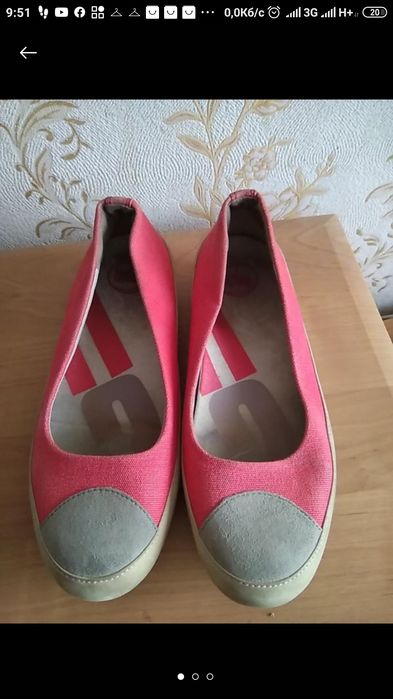 Туфлі 39 розмір по ст 25 см ш 8;5 см висота 4 см