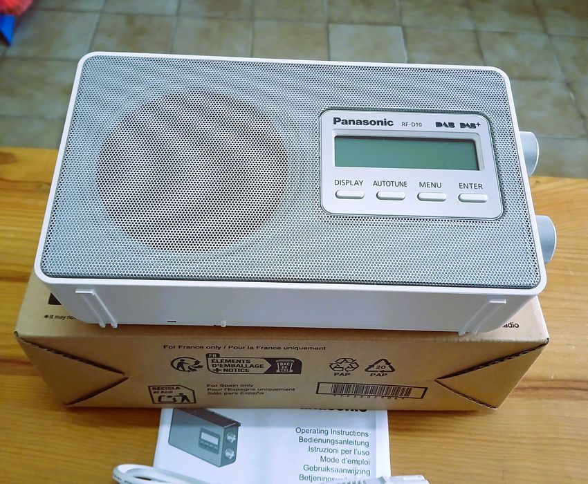 Rádio Panasonic RF D10