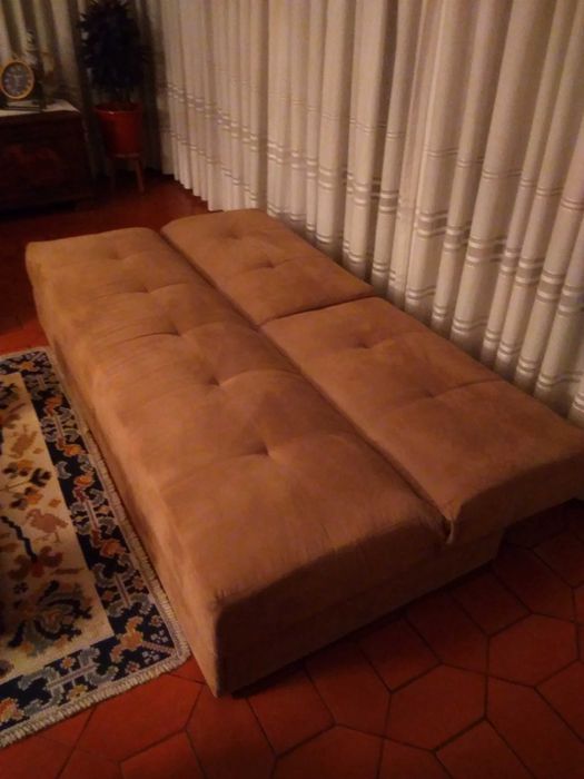 Sofá cama com duas gavetas