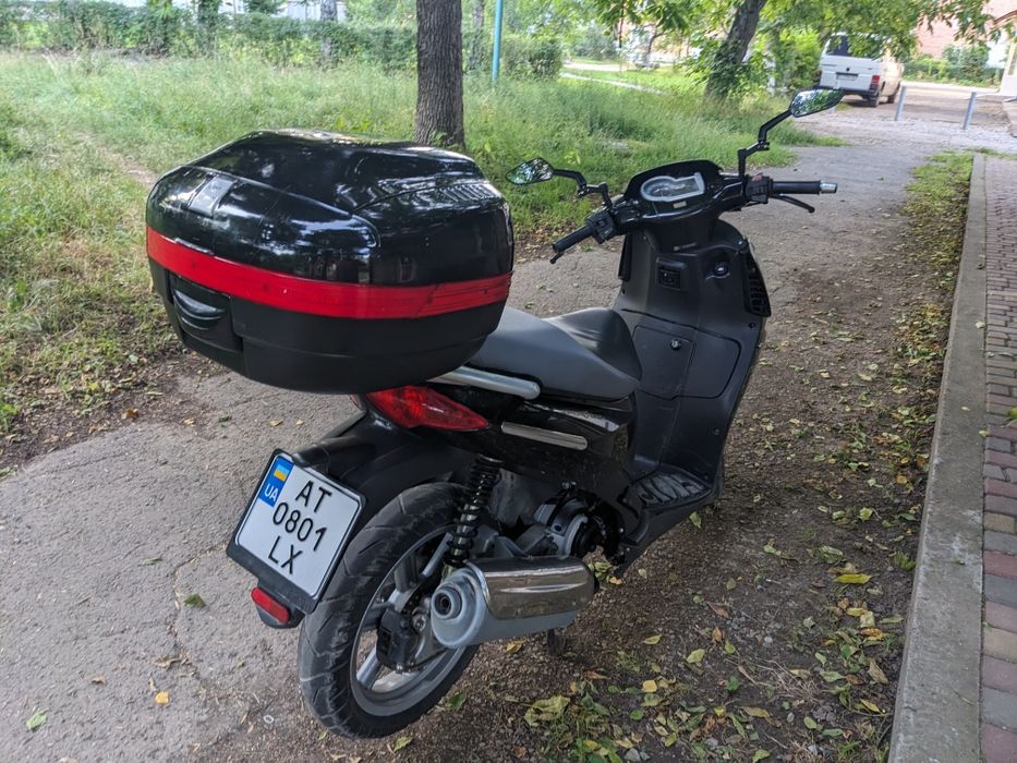 Продам Максі скутер Апрілія спорт сіті 125