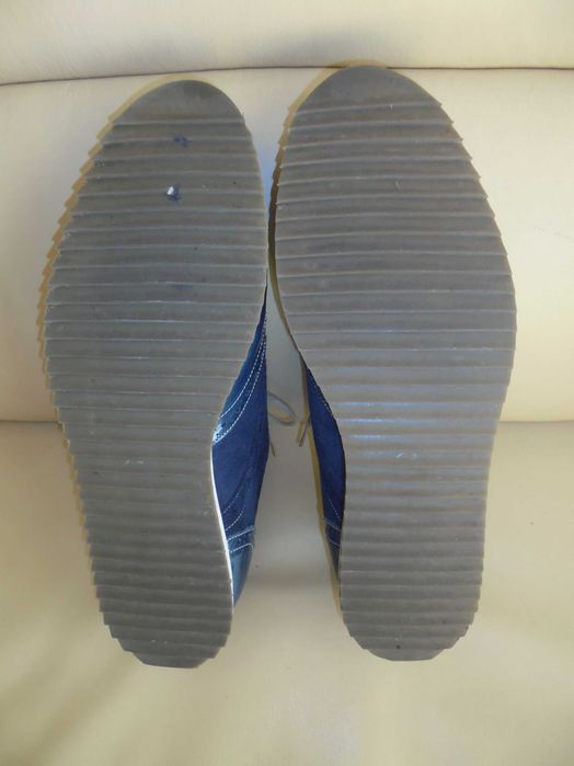 sapatos de homem cor azul