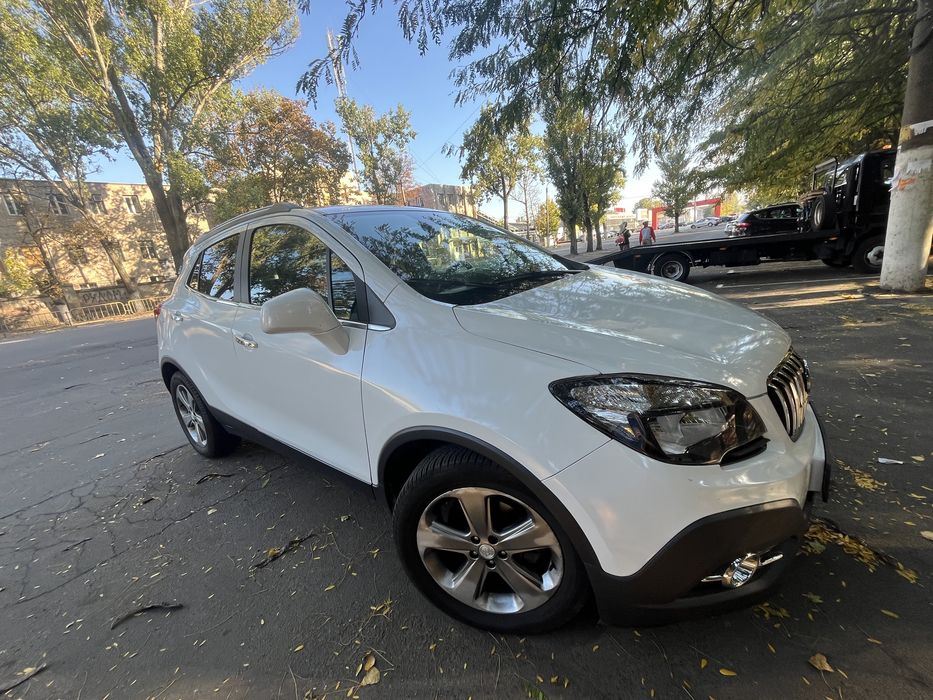 Продам паркетник 2013 года. Автомат.