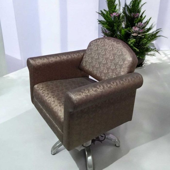 Перетяжка і ремонт перукарського обладнання