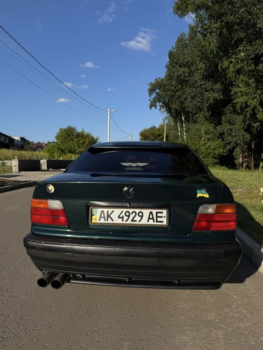 Продам BMW E36 318