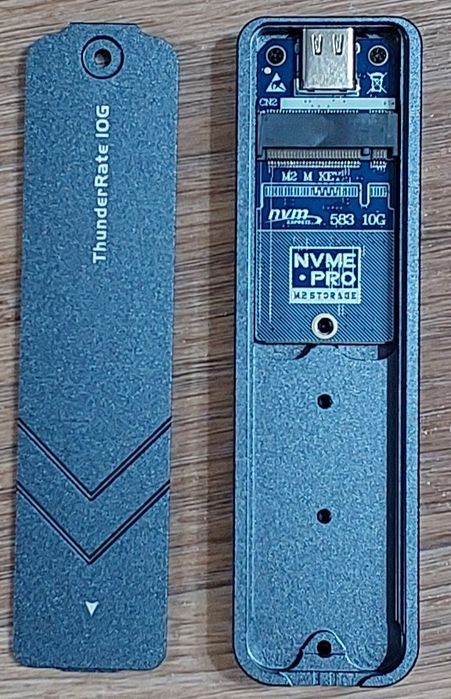 (НОВЫЙ) Внешний адаптер кейс JEYI i9 SSD М.2 NVME USВ 3.2 Gen2 10Gbps