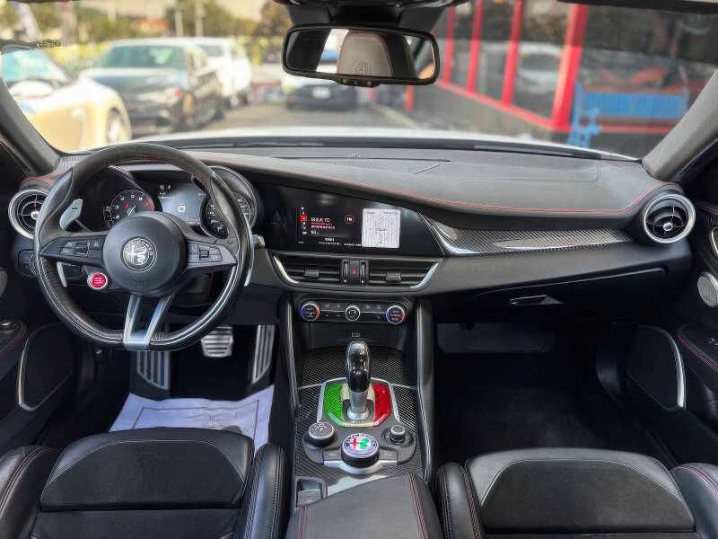 2018 Alfa Romeo Giulia Quadrifoglio