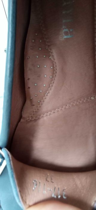 Granatowe z miękkiej skórki mokasyny Bayla