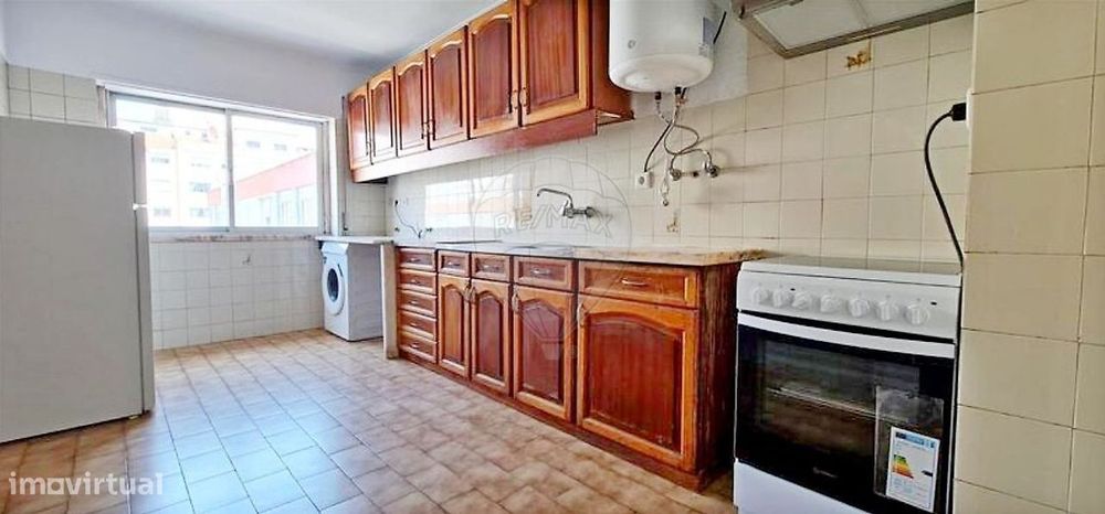 Apartamento T1 para venda — Queluz E Belas, Lisboa