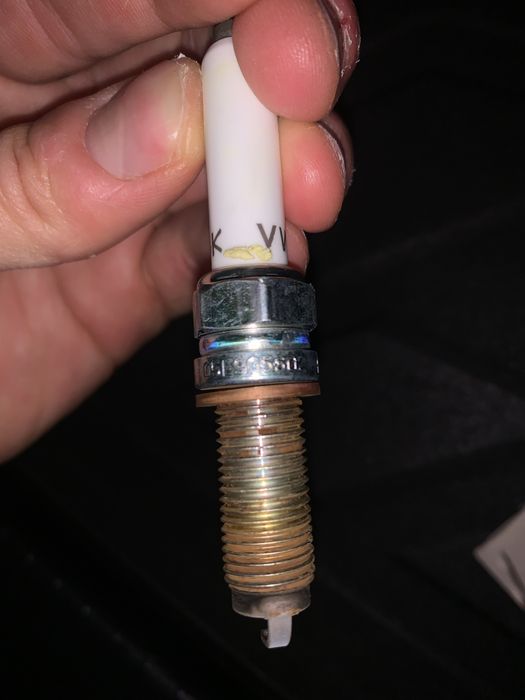 Свічки запалювання VAG 05E905602