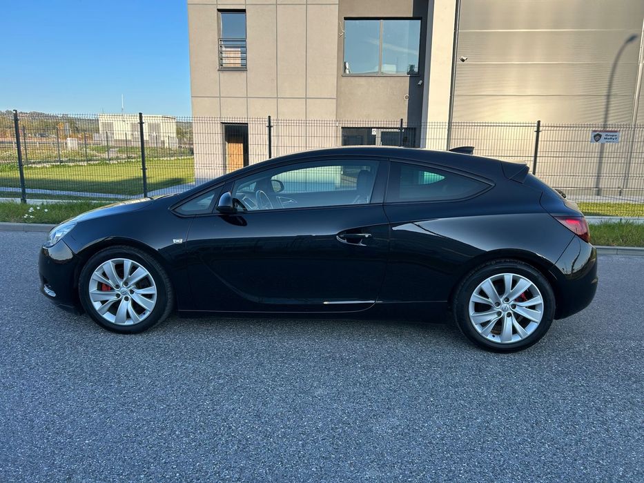 Opel Astra Gtc